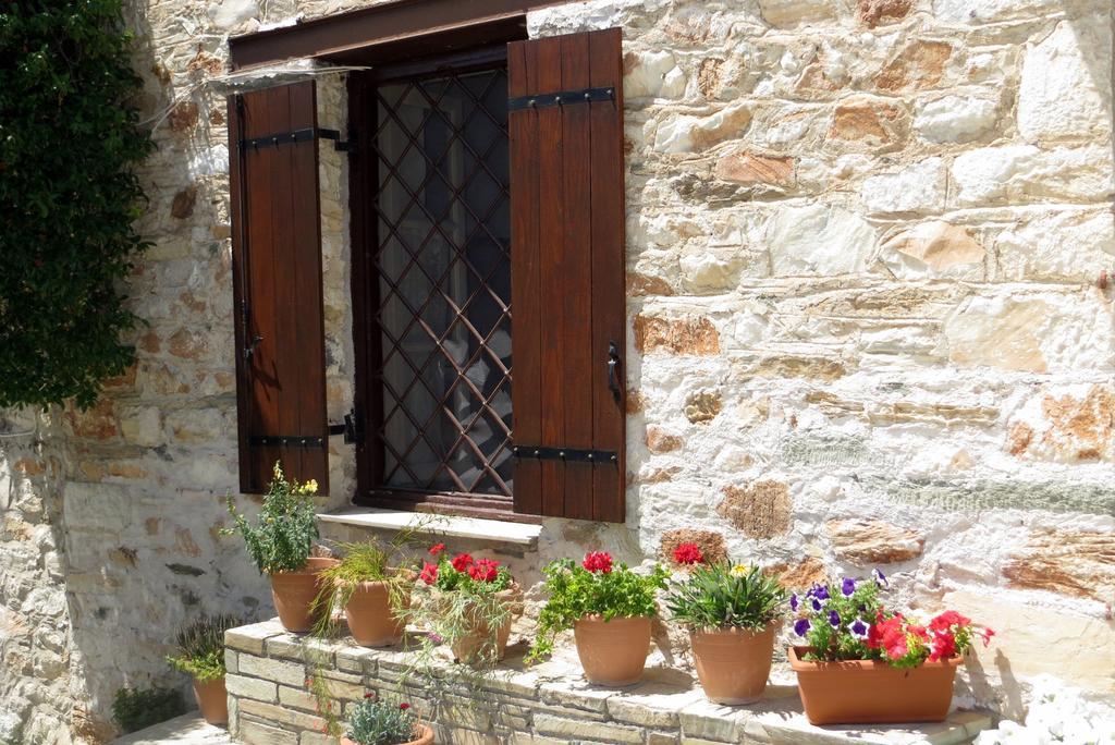 Tsorni Hill Cottage Lefokastro Exterior foto